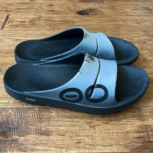 Oofos Ooahh Sport Slide Sandals Recovery Shoes Black White Size Men 11 Women 13